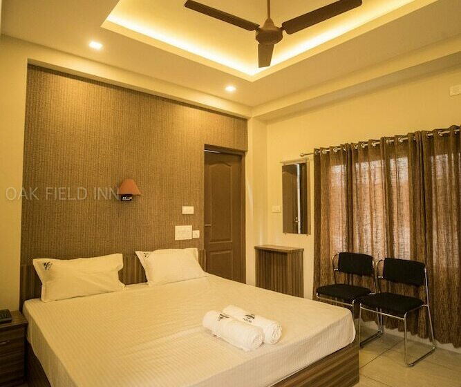 호텔 Oak Field Inn