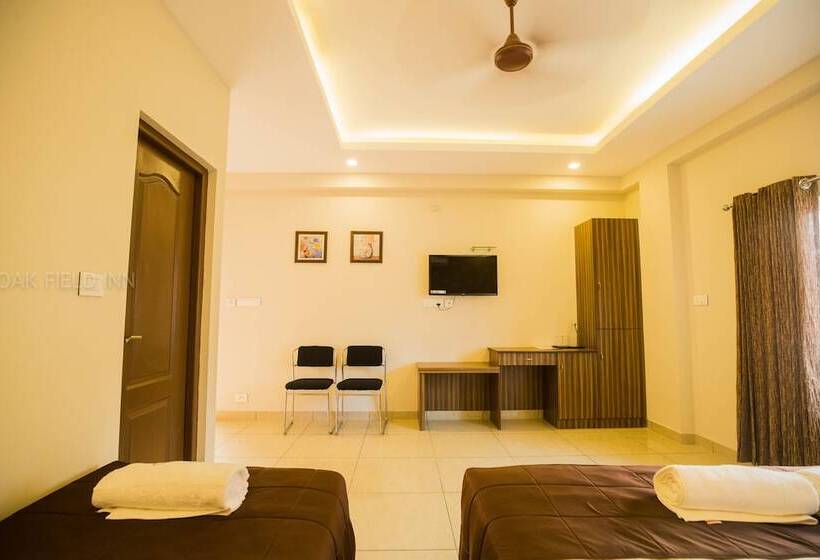 호텔 Oak Field Inn