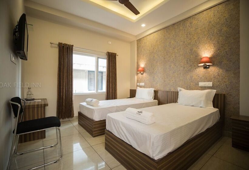 호텔 Oak Field Inn