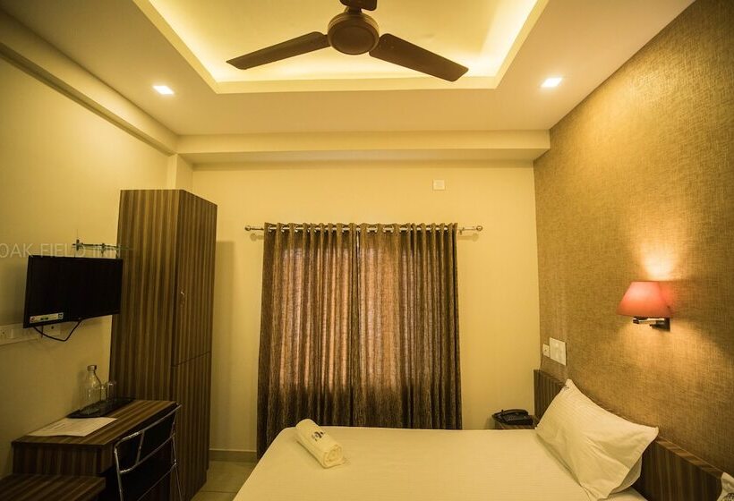 호텔 Oak Field Inn