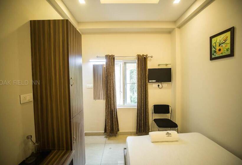 호텔 Oak Field Inn