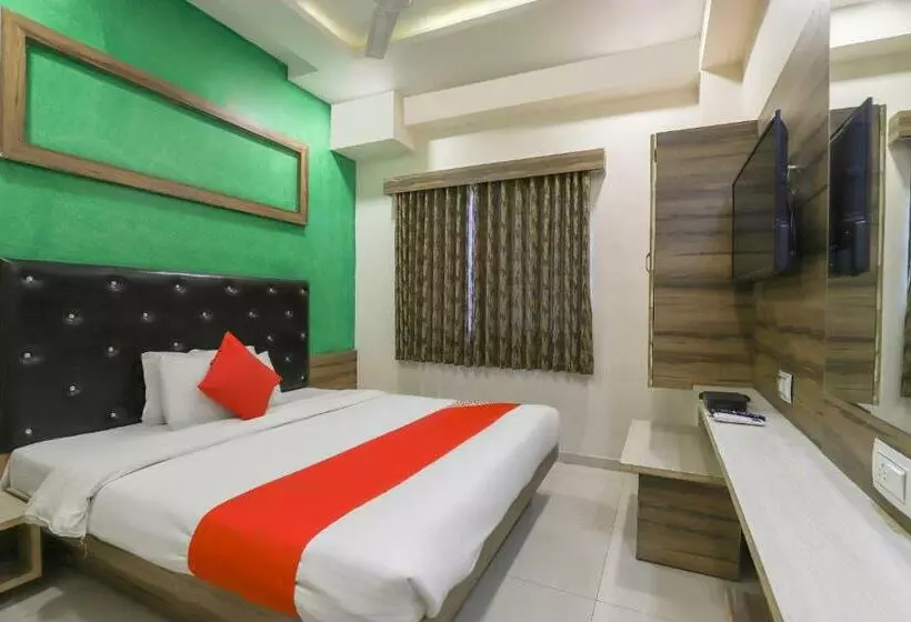 Oyo 29167 Hotel Dream Palace