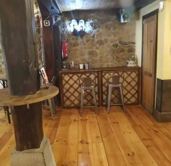 ユースホステル Hospedería Foramontanos