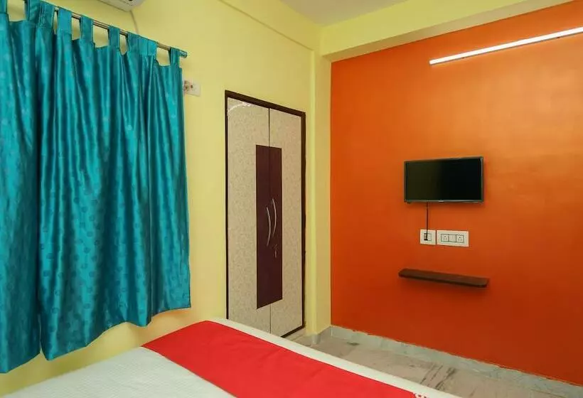 ホテル Om Shanti Guest House, Kolkata