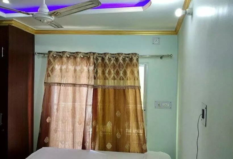 ホテル Om Shanti Guest House, Kolkata