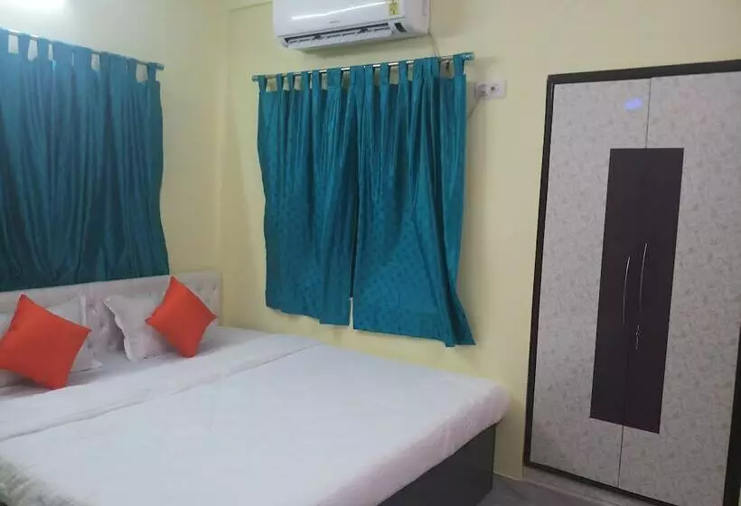 ホテル Om Shanti Guest House, Kolkata