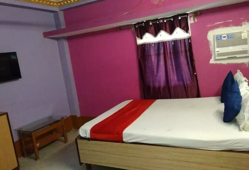 ホテル Om Shanti Guest House, Kolkata