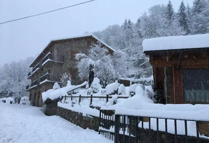 Majatalo Hostal El Quintà