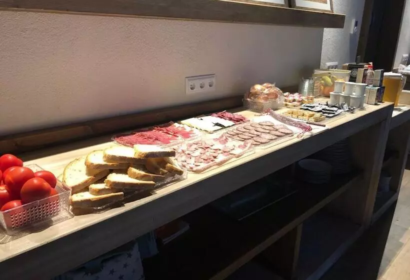 Majatalo Hostal El Quintà