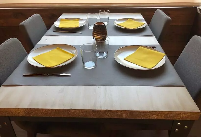 Majatalo Hostal El Quintà