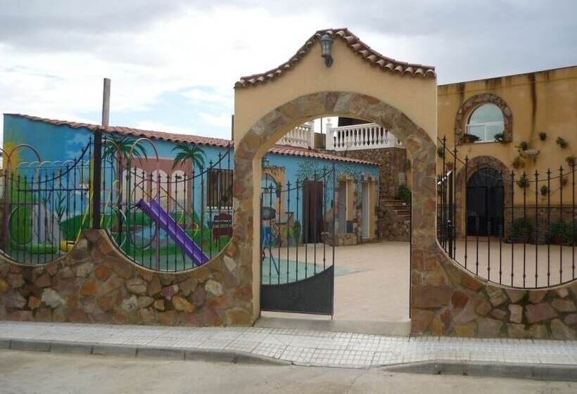 بنسيون Hostal Kavanna