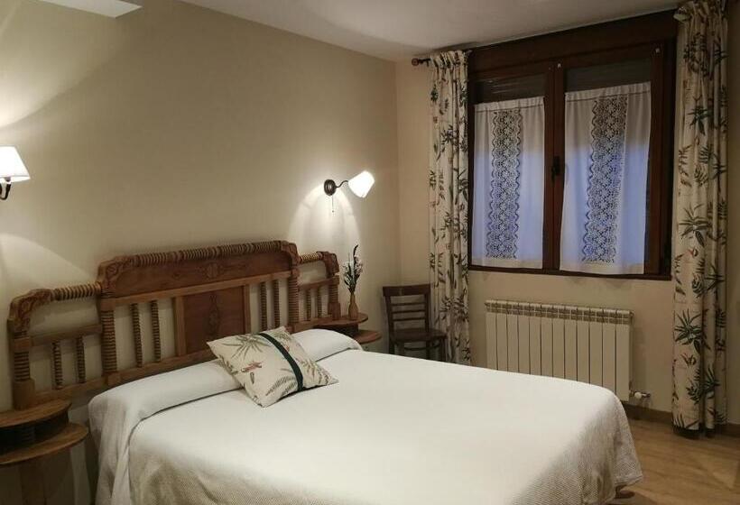 Отель Rural La Campanona