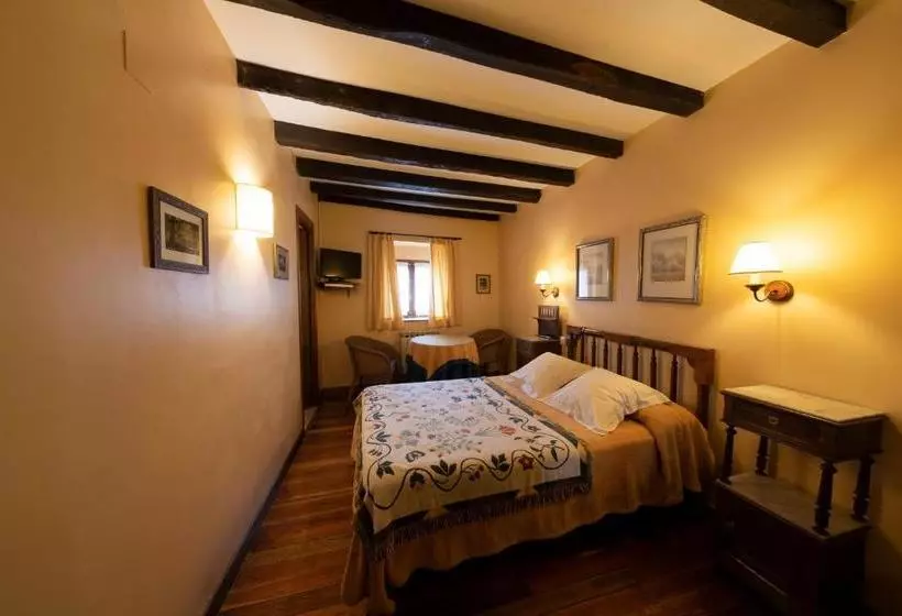 پانسیون Hostal Rural Edronekoa