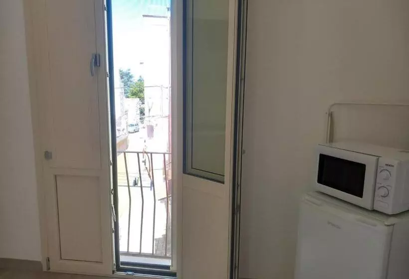 ペンション Torre Sul Mare Affittacamere Ugento