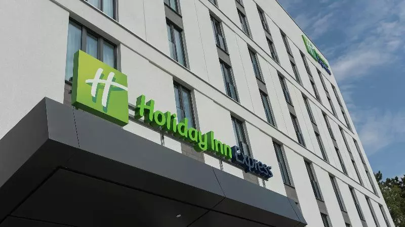 Hotelli Holiday Inn Express   Wiesbaden, An Ihg