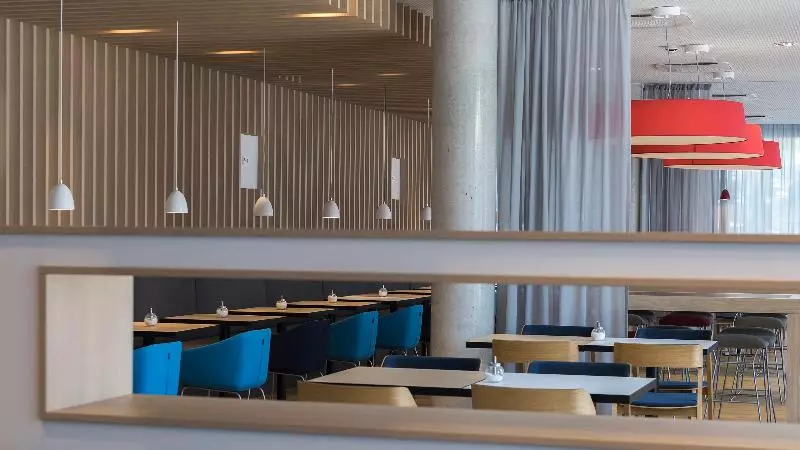 Hotelli Holiday Inn Express   Wiesbaden, An Ihg