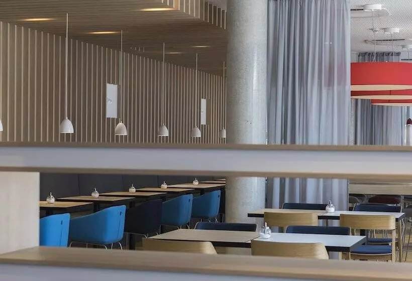 Hotelli Holiday Inn Express   Wiesbaden, An Ihg