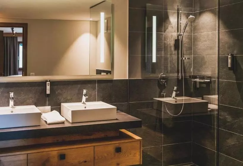 Hotelli Bergresort Zugspitze Ehrwald By Alps Resorts