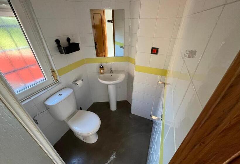 فندق Lotila Flats Hostal Rio Caudal