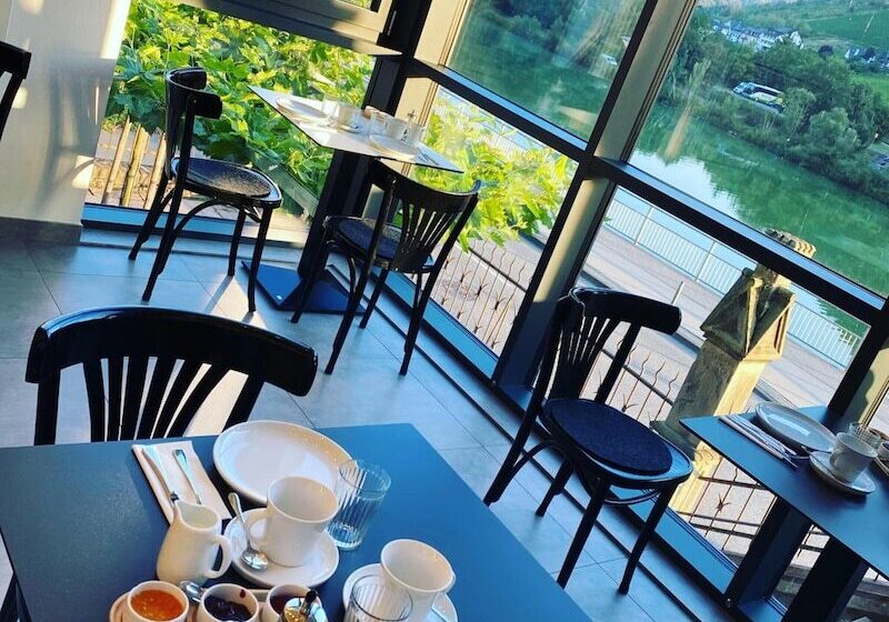 هتل Villa Vie Cochem