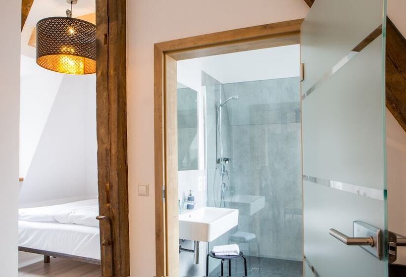 هتل Villa Vie Cochem