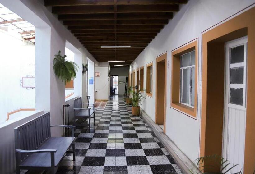 بنسيون El Rincón De Jesusita