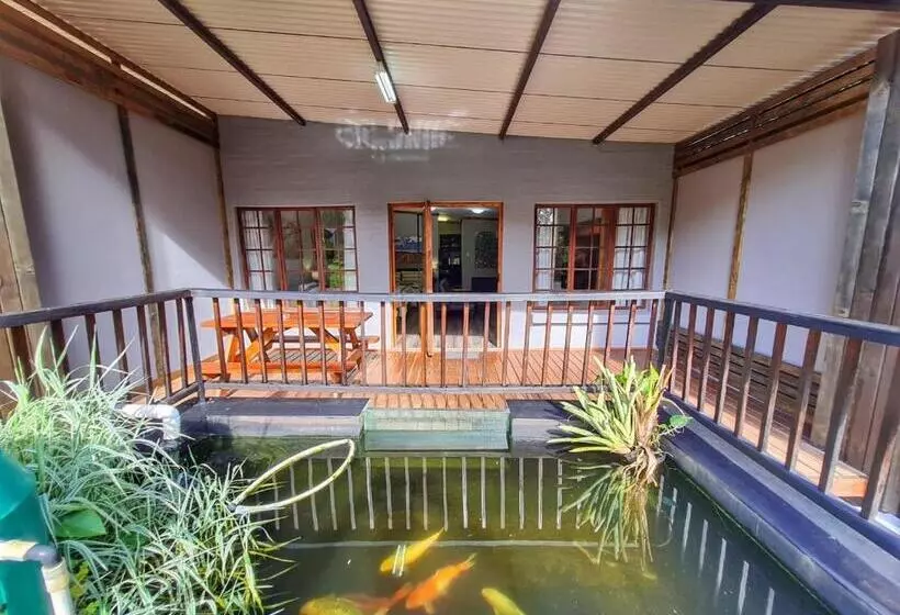 Pension The Elements