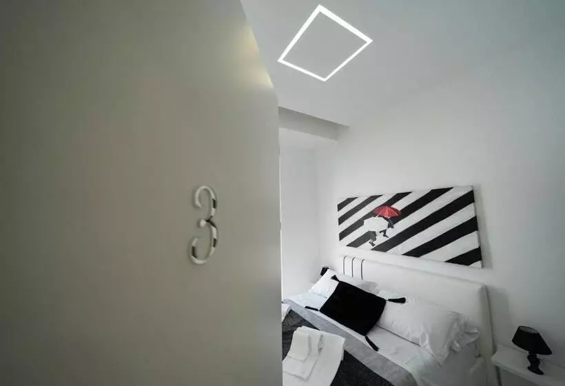 پانسیون White Rooms