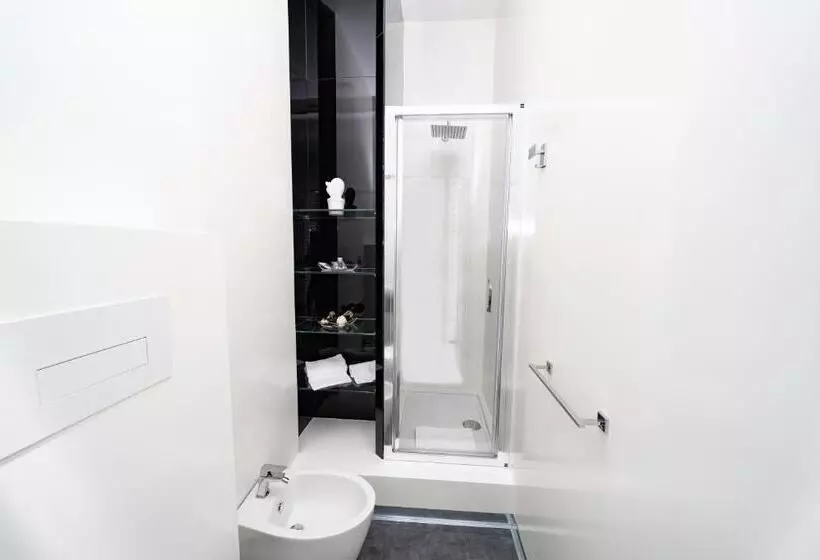 پانسیون White Rooms