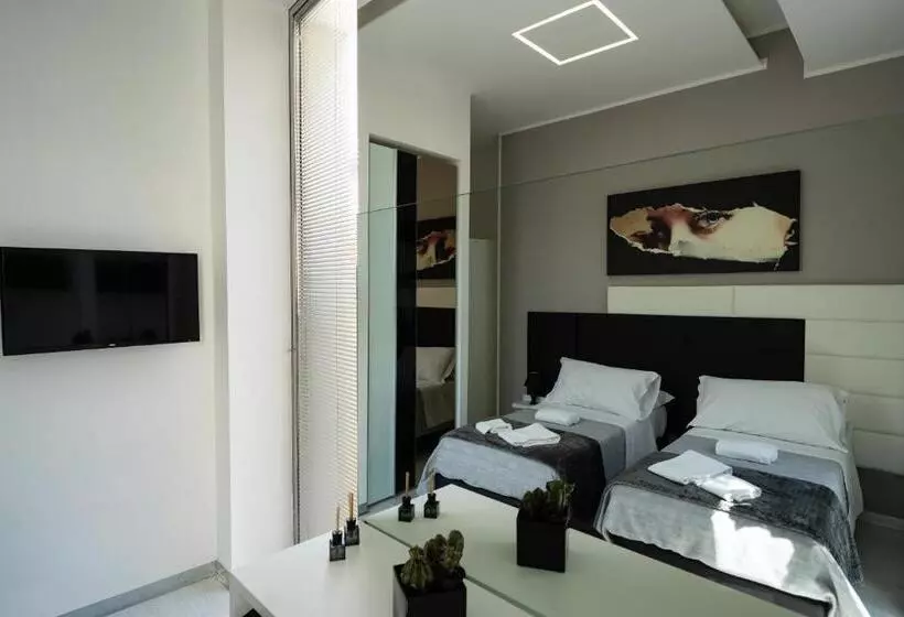 پانسیون White Rooms