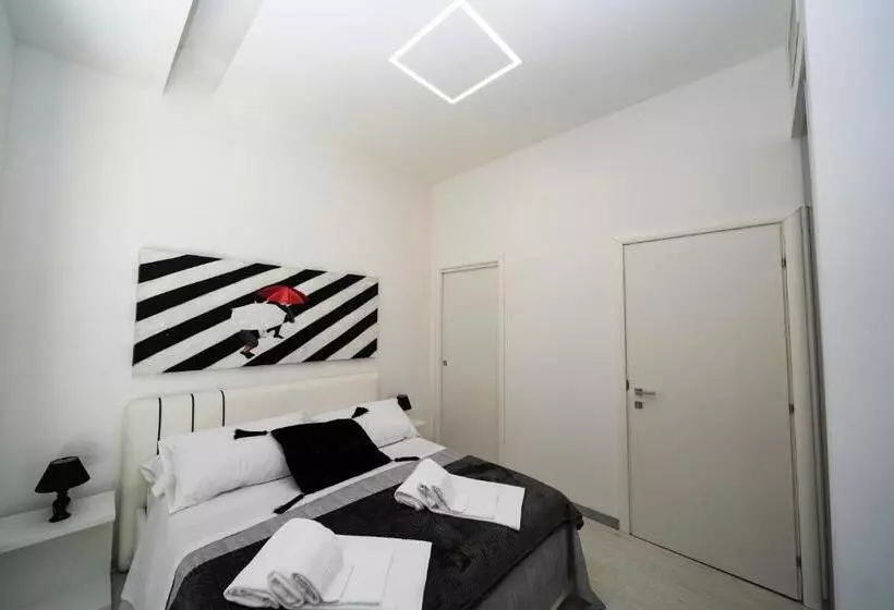 پانسیون White Rooms