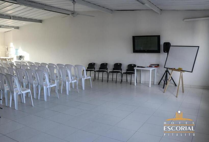 호텔 Escorial Pitalito