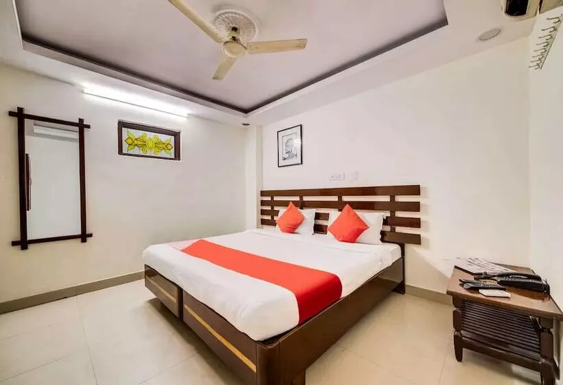 Oyo 33504 Hotel Anamda Inn