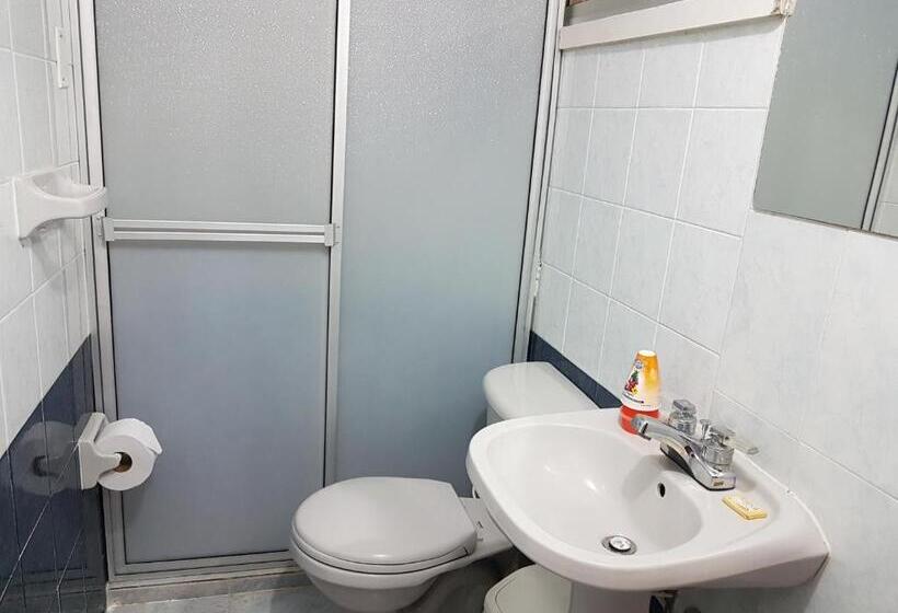 פנסיון Don Juan Colonial