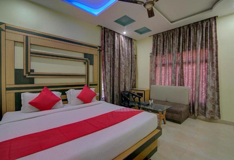 هتل Capital O 30264 Shree International