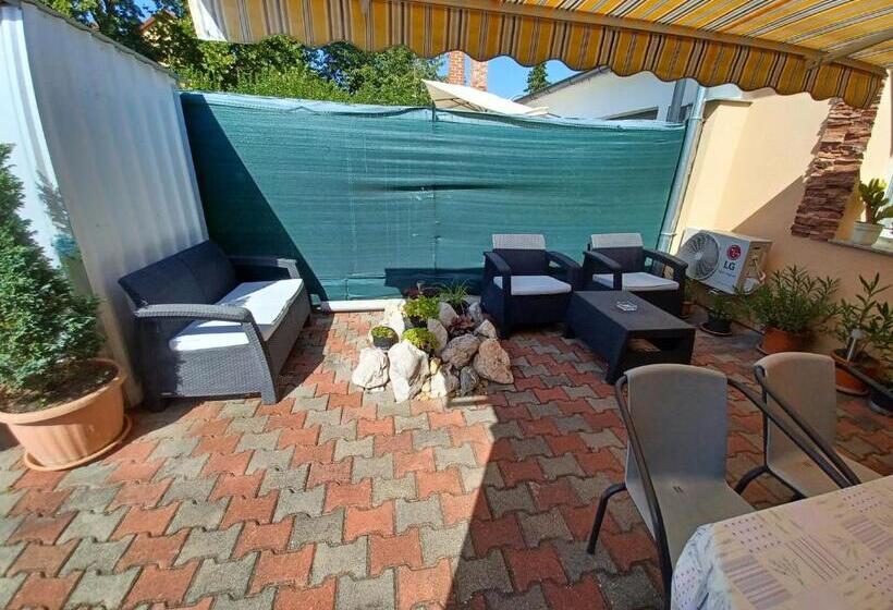 Pensjonat Tulipán Apartmanház