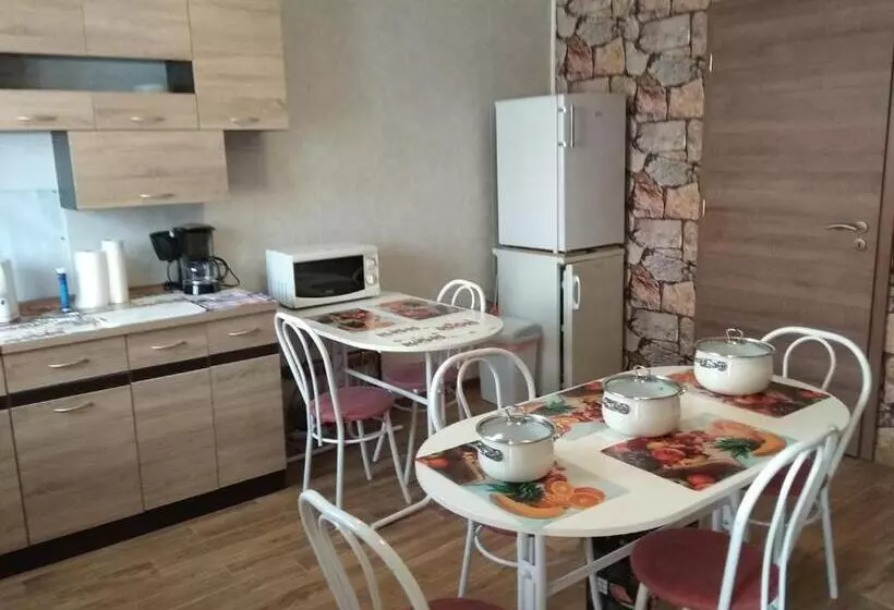 Majatalo Tulipán Apartmanház