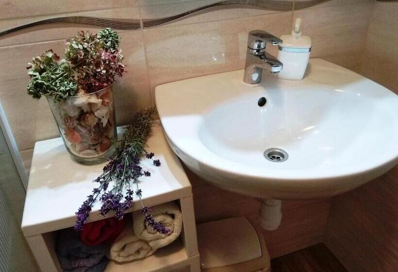 Pensjonat Tulipán Apartmanház