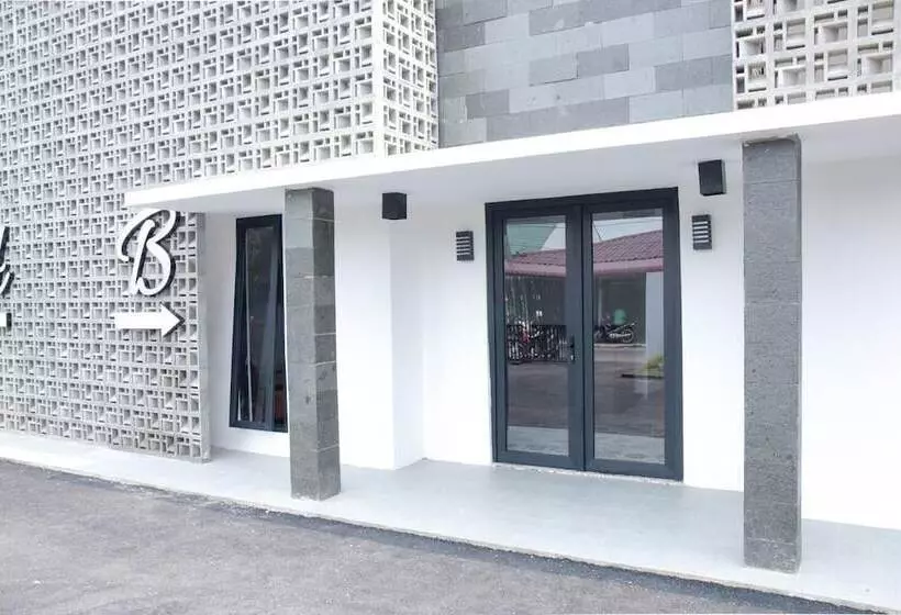 ペンション Reddoorz Plus Near Unimed Medan