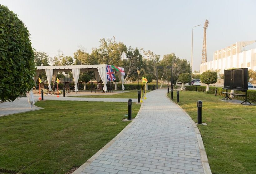 هتل Assiut Cement