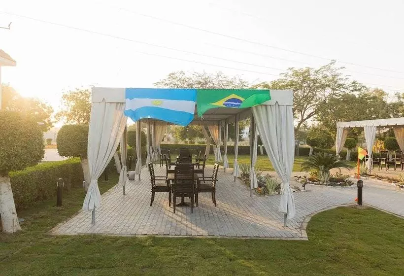 هتل Assiut Cement