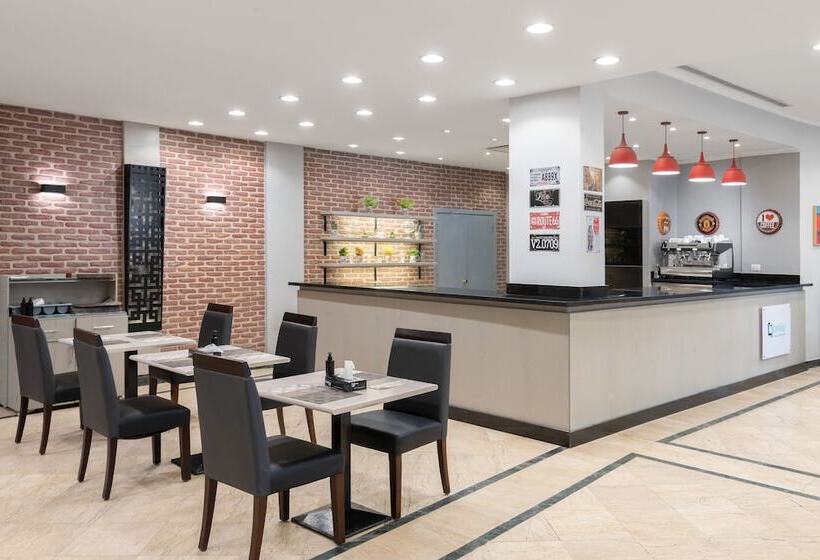 هتل Assiut Cement