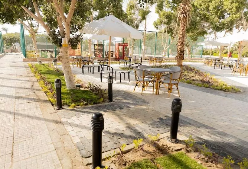 هتل Assiut Cement