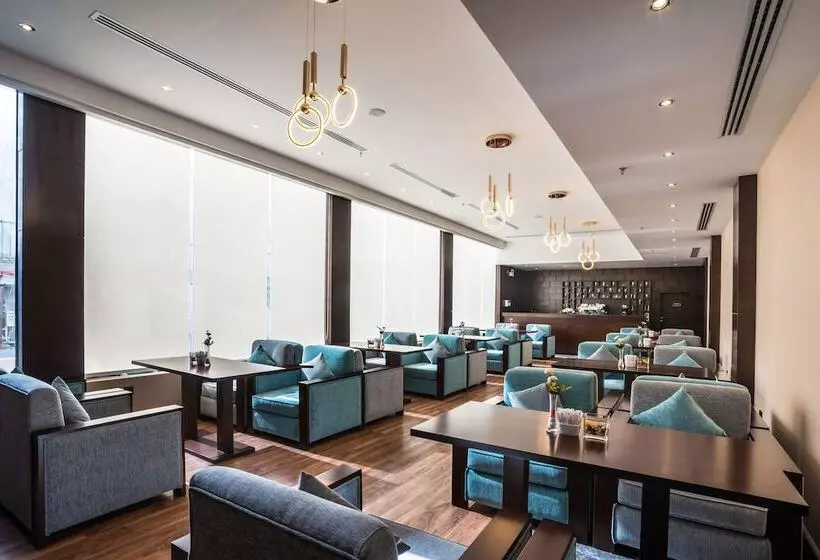 Hotelli Naviti Warwick Dammam