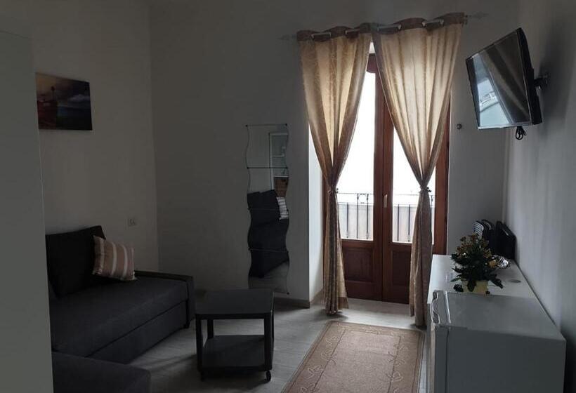 پانسیون Deluxe Lipari Room