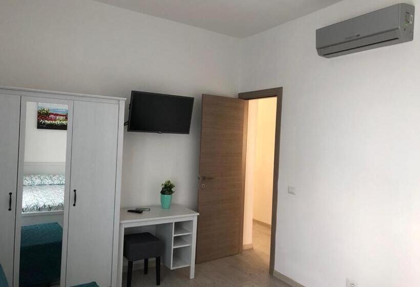 پانسیون Deluxe Lipari Room
