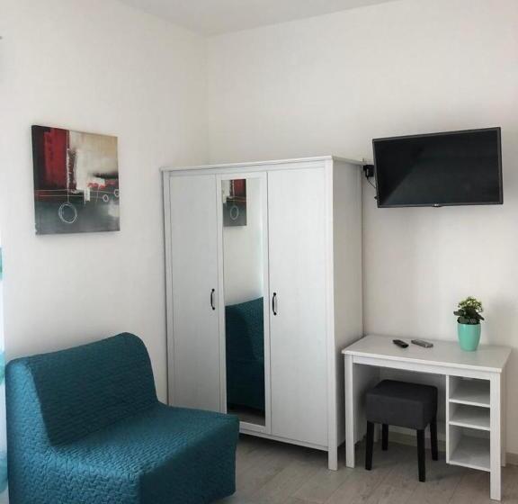 پانسیون Deluxe Lipari Room