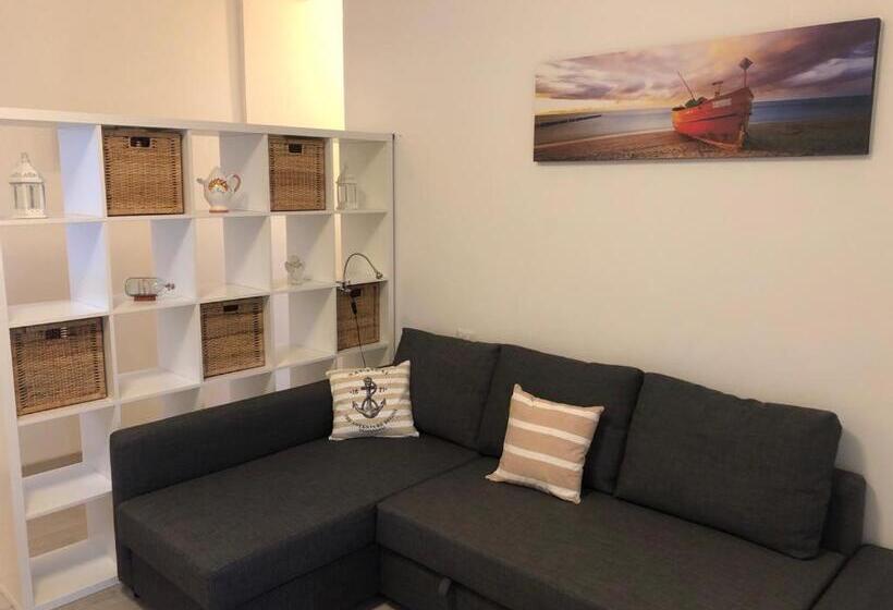 پانسیون Deluxe Lipari Room