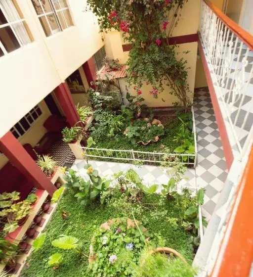 ペンション Hospedaje Zaragoza