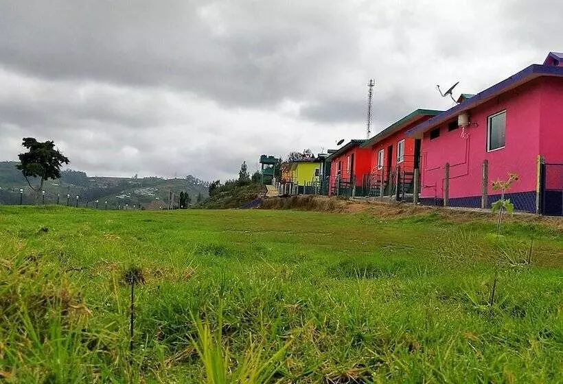 استراحتگاه The Bowers Chalet